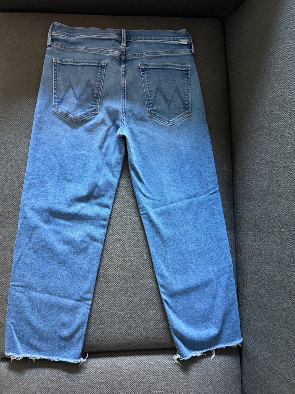 MOTHER The Mid Rise Rambler Zip Ankle Fray - Picture 2 of 6